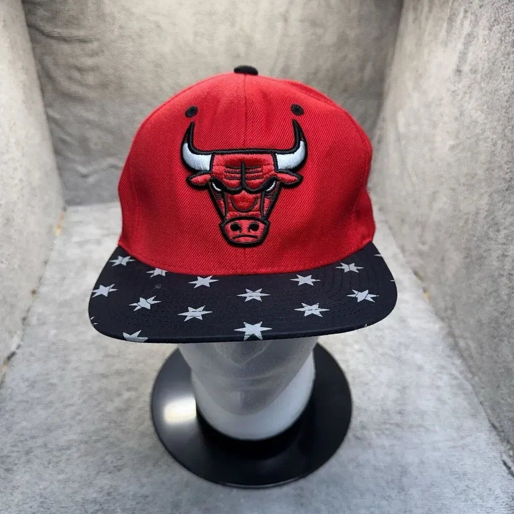 Chicago Bulls Snapback Hat Red Mitchell & Ness Cap Blue Brim Stars‎